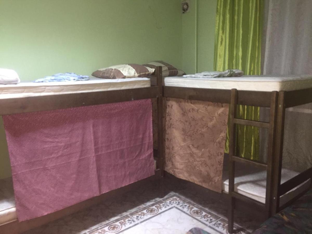 Ararat-Shulyavskaya Hostel Київ Екстер'єр фото